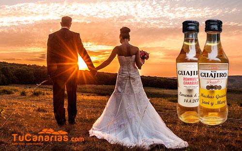 Mini Bottles Customized for Weddings Mini Bottles Banana Liqueur Arehucas Free Customized